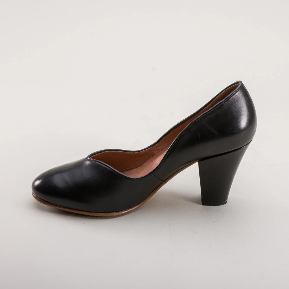 American Duchess Marilyn Women's 1940s Pumps (Black) 12 American Duchess Marilyn Women's 1940s Pumps (Black) - Image 10