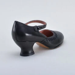 American Duchess Marjorie Women’s 1920s Shoes (Black) 21 American Duchess Marjorie Women’s 1920s Shoes (Black) -StrideOne Store marjorie black 2023 shopify4