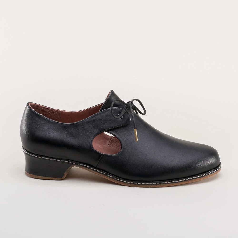 American Duchess Marlowe Men's Renaissance Shoes (Black) 5 American Duchess Marlowe Men's Renaissance Shoes (Black) - Image 3