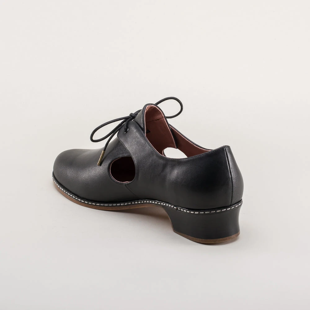 American Duchess Marlowe Men's Renaissance Shoes (Black) 8 American Duchess Marlowe Men's Renaissance Shoes (Black) - Image 6