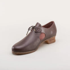 American Duchess Marlowe Men's Renaissance Shoes (Brown) -StrideOne Store marlowe mens renaissance shoes brown 8