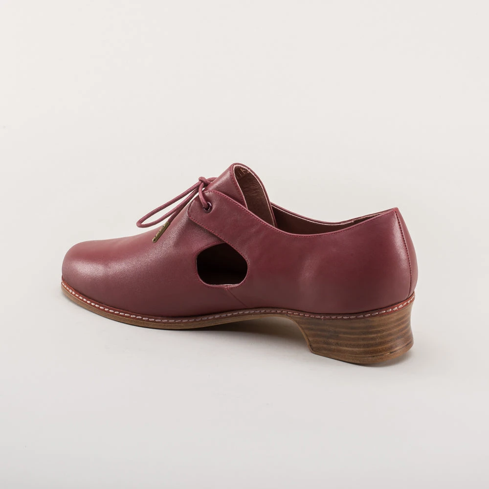 American Duchess Marlowe Men's Renaissance Shoes (Oxblood) 8 American Duchess Marlowe Men's Renaissance Shoes (Oxblood) - Image 6