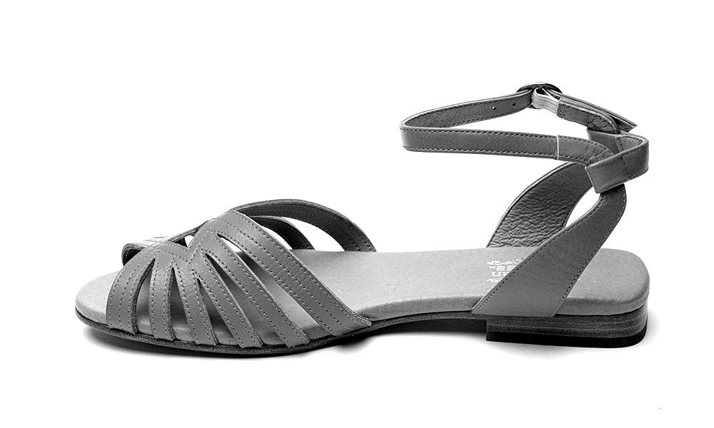 American Duchess PRE-ORDER Marta Vintage Women's Sandals (Goldenrod Yellow) 7 American Duchess PRE-ORDER Marta Vintage Women's Sandals (Goldenrod Yellow) - Image 5