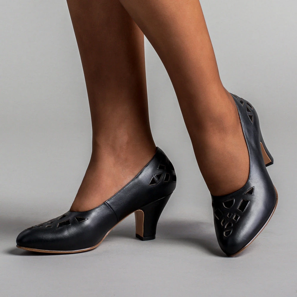 American Duchess Meme Women's Vintage Pumps (Black) 4 American Duchess Meme Women's Vintage Pumps (Black) - Image 2