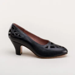 American Duchess Meme Women's Vintage Pumps (Black) 20 American Duchess Meme Women's Vintage Pumps (Black) -StrideOne Store meme vintage pumps black w 3