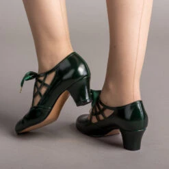 American Duchess Parker Women's Vintage Spiderweb Pumps (Green) -StrideOne Store parker vintage spiderweb shoes green of 4
