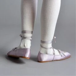 American Duchess Penelope Ladies' Regency Slippers (Light Purple) -StrideOne Store penelope purple 2023 shopify 2