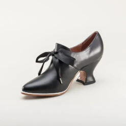 American Duchess Pompadour Women's 18th Century Shoes Wide (Black) -StrideOne Store pompadour 18th century shoes black 20 8 ecd20233 1873 4a3a 9aa1 e0271e632b83