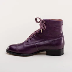 American Duchess Rainey Women's Vintage Lace-Up Boots (Purple) -StrideOne Store rainey vintage boots dandy wellington purple 7