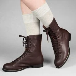 American Duchess Sierra Vintage Women's Boots (Brown) -StrideOne Store sierra brown 2023 shopify 6